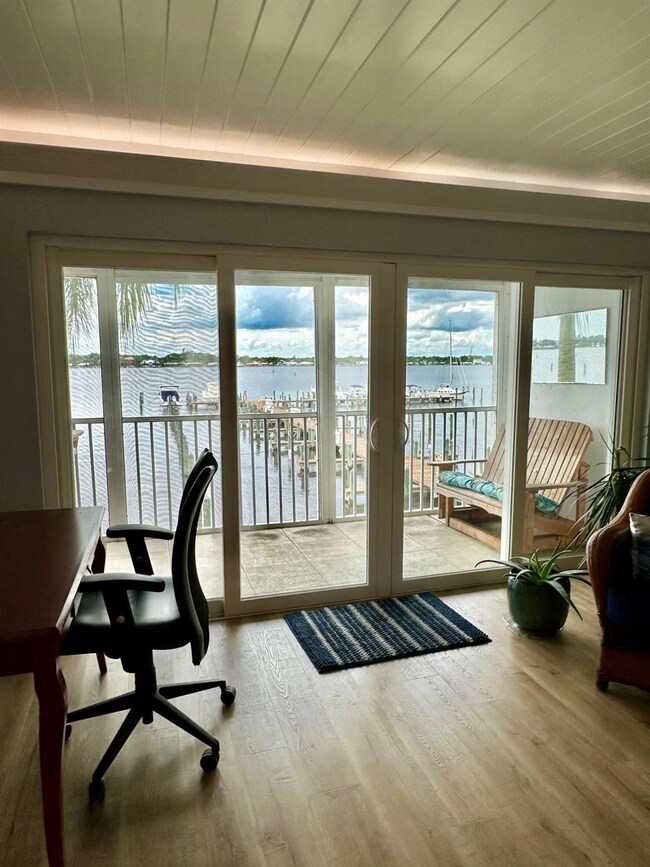 1868 SW Palm City Rd unit 202, Stuart, FL 34994 - photo 6