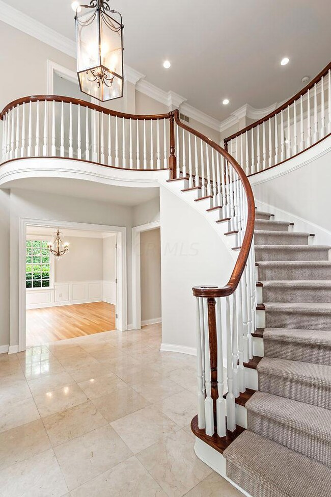 3946 Redford Ct-5-SMALL