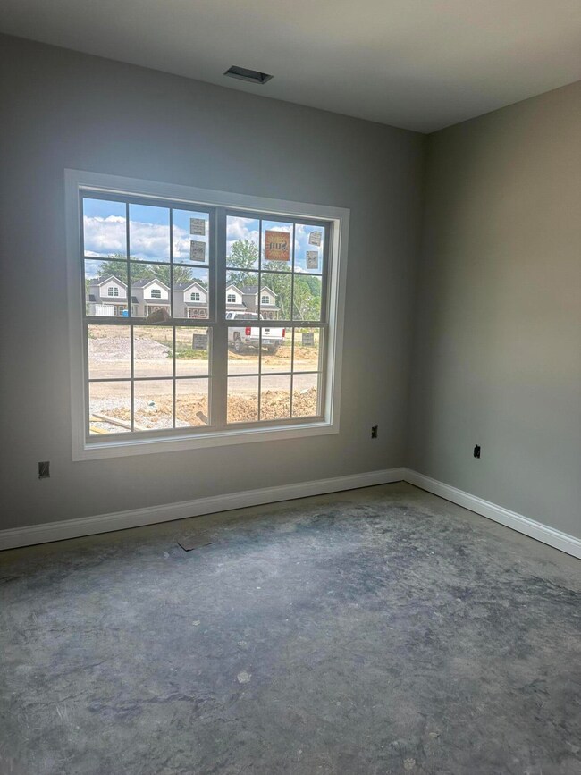 220 Harvest Park Dr, Berea, KY 40403 - photo 4