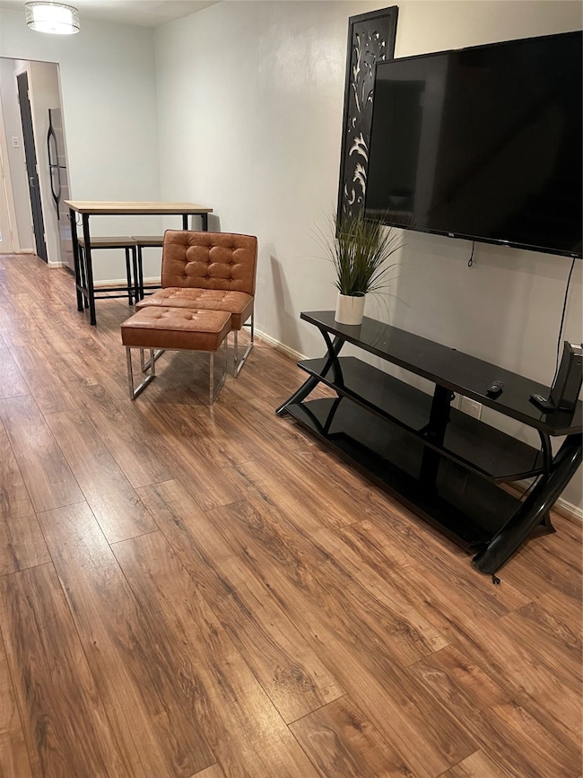 3500 Routh St unit 8, Dallas, TX 75219 - photo 5