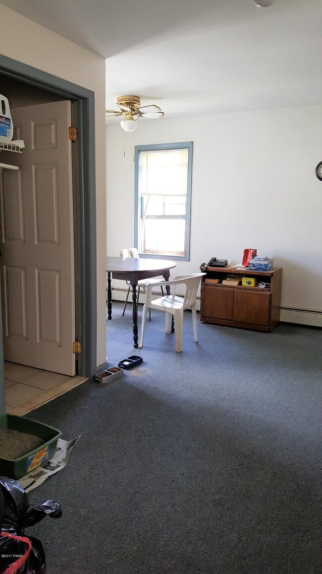 1410 West St, Honesdale, PA 18431 - photo 5