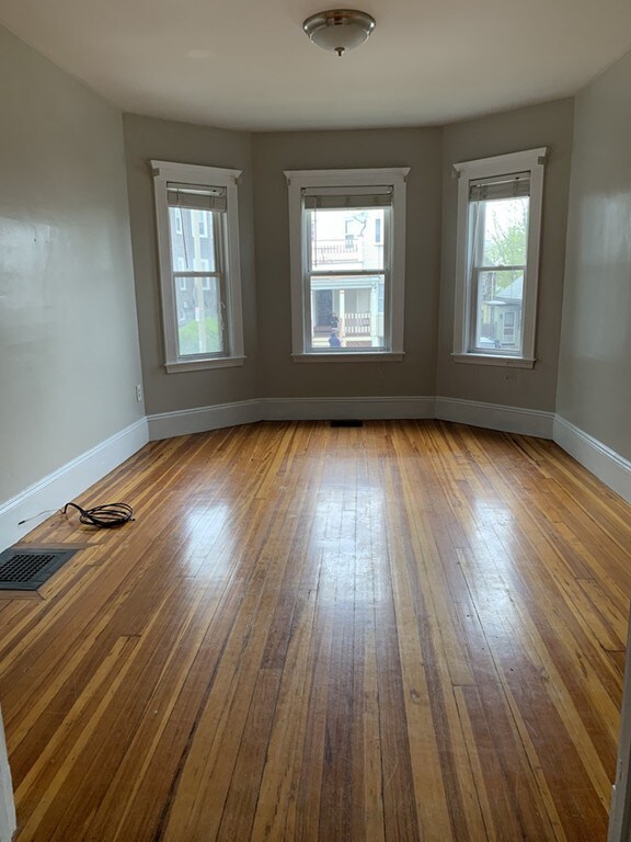 18 N Munroe Terrace unit 1, Dorchester, MA 02122 - photo 3