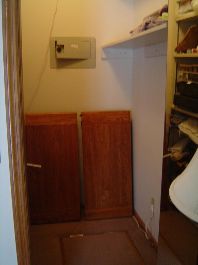 112 Duck Hollow Cir, Stroudsburg, PA 18360 - photo 7