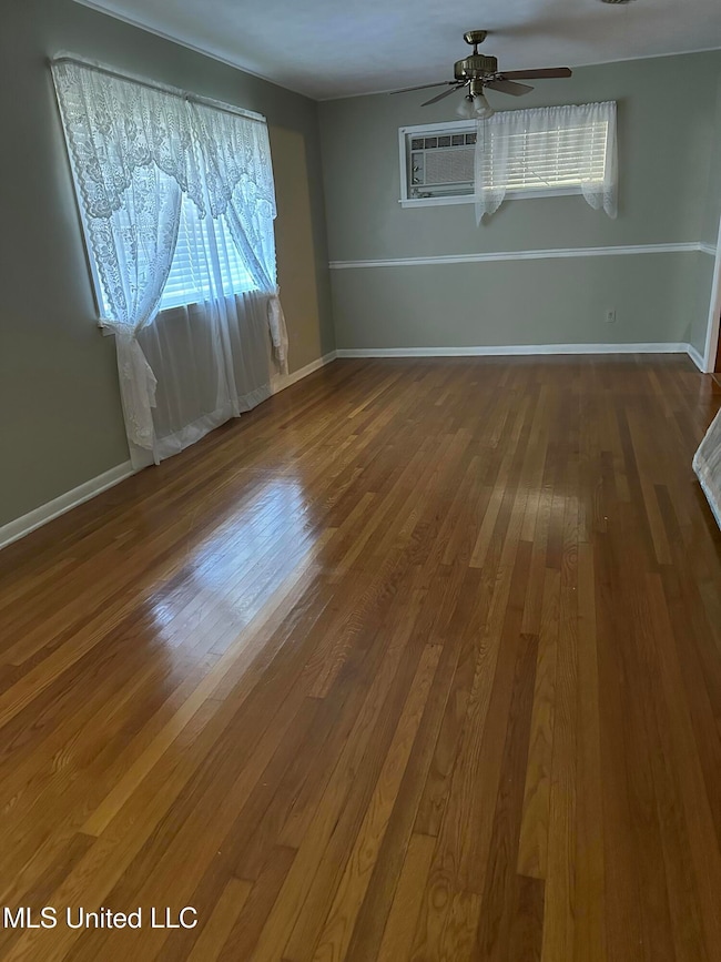 309 S Shields Ln, Natchez, MS 39120 - photo 3