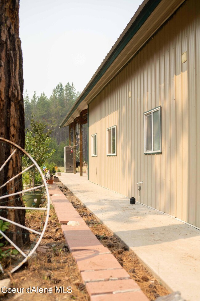 6657 E Jensen Ln, Athol, ID 83801 - photo 5