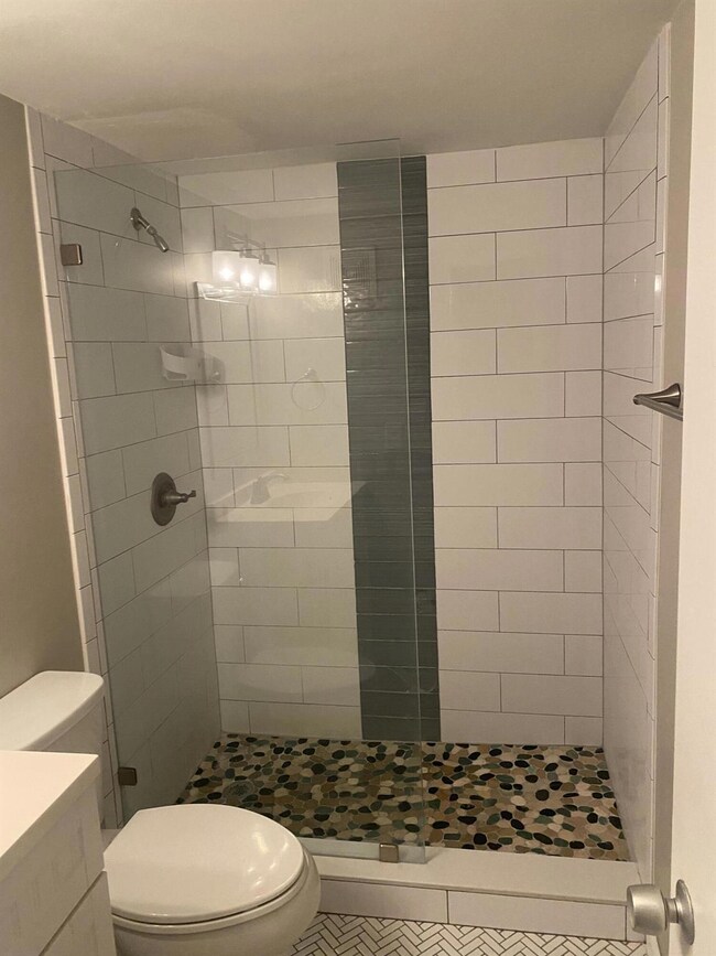 Southbridge Condominiums unit 1080, West Palm Beach, FL 33405 - photo 3