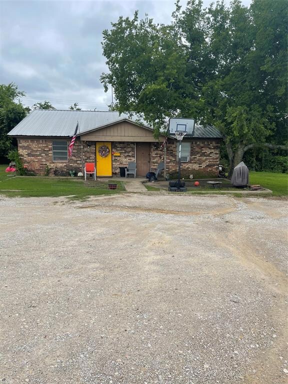 101 Effie Ln, Weatherford, TX 76088 - photo 2