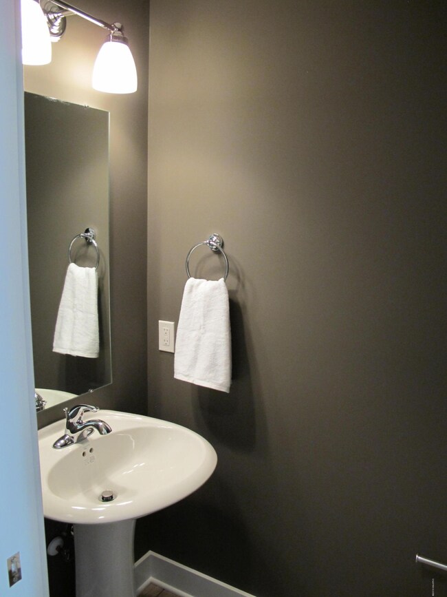 2 Half Bath