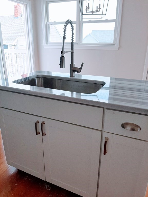 278 N End Blvd unit 2, Salisbury, MA 01952 - photo 5