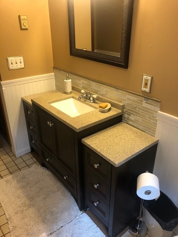 27 Quaboag St, Worcester, MA 01602 - photo 6