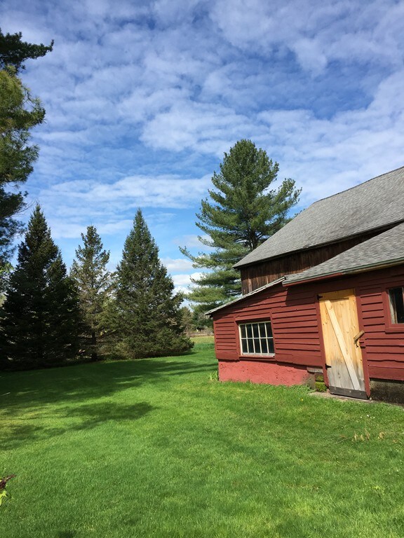 175 N Main St, South Deerfield, MA 01373 - photo 5