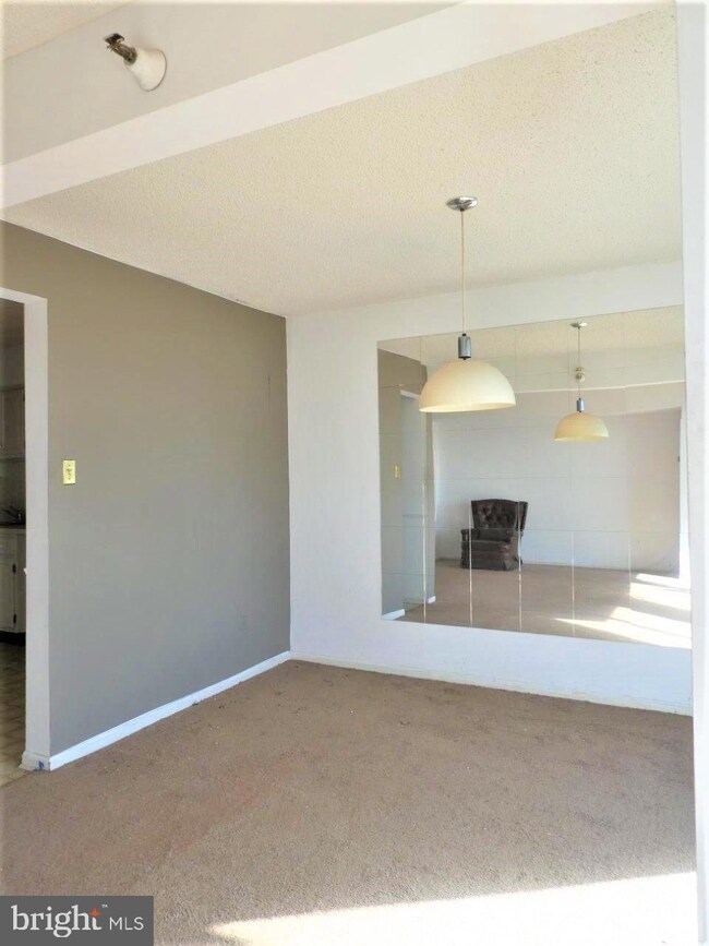 Chelsea Towers unit 803, Bethesda, MD 20817 - photo 7