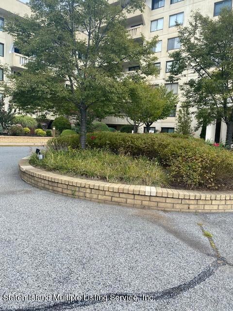 Elmwood Park Condominium II unit 1KK, Staten Island, NY 10314 - photo 2