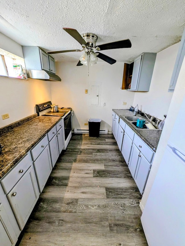 109 N Dixie Hwy, Momence, IL 60954 - photo 4