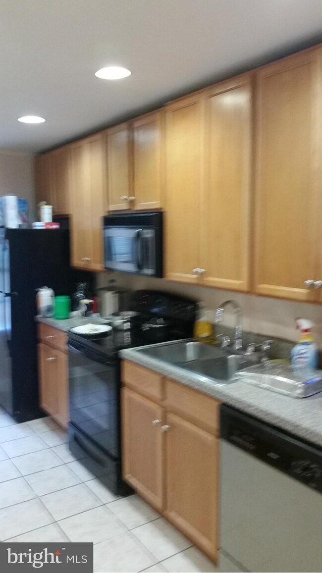 8600 Rugby Rd, Manassas Park, VA 20111 - photo 5