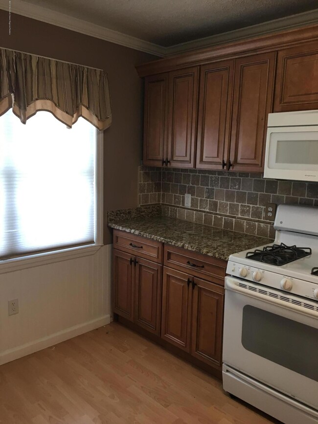 24 Quail Run unit 24, Bayville, NJ 08721 - photo 4