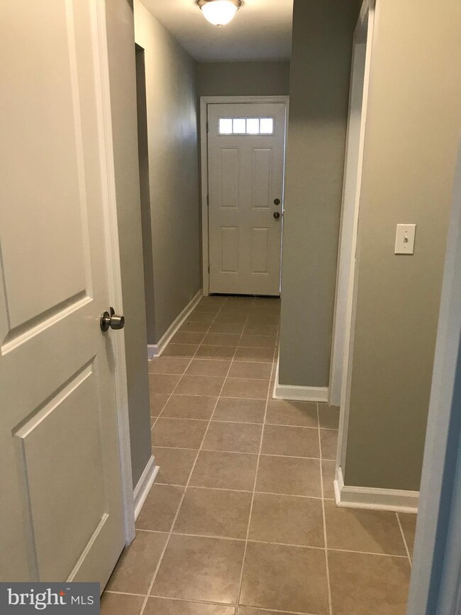 5029 Emo St, Capitol Heights, MD 20743 - photo 3