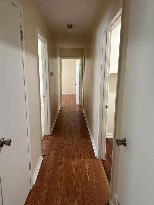 602 Casa Linda St, Ennis, TX 75119 - photo 7