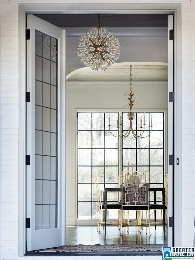 Dramatic 8 ft glass door entrance looking straight