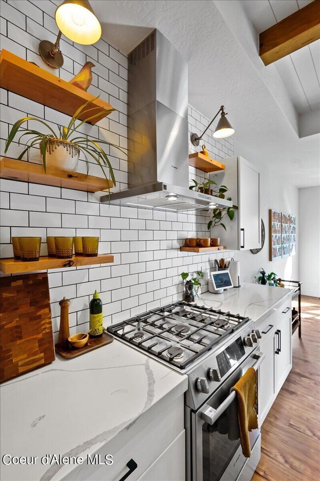 17-Kitchen