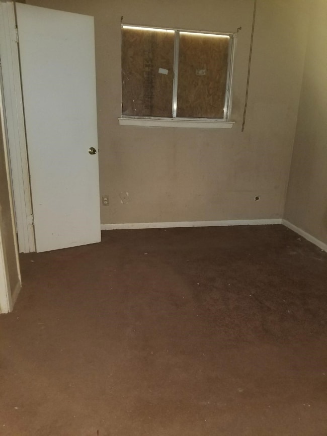 858 Grenshaw St, Houston, TX 77088 - photo 3