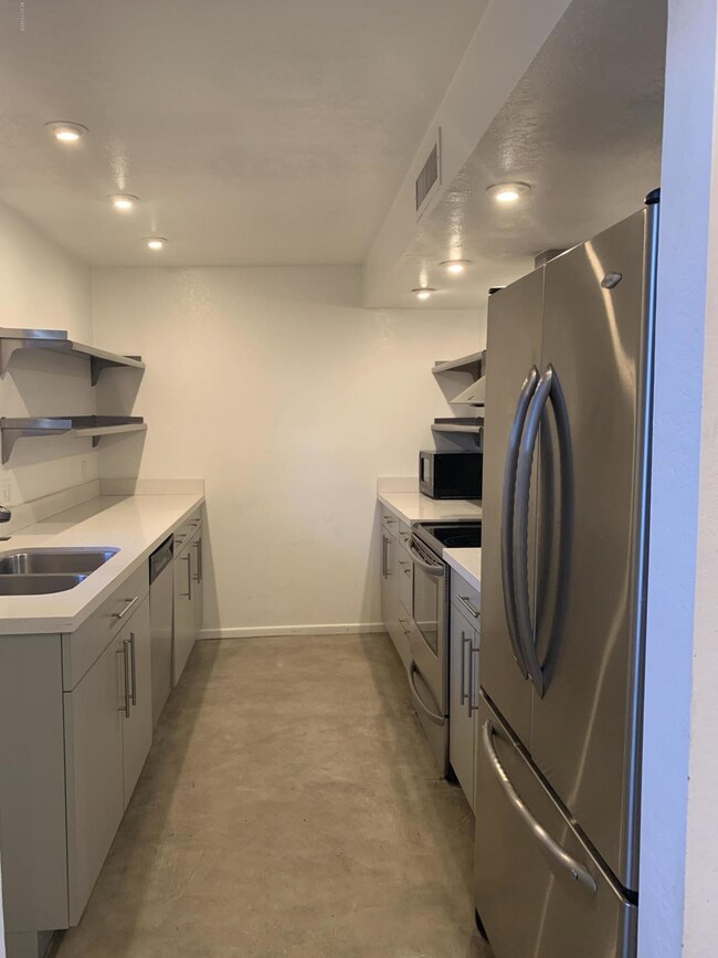 Kitchen 2