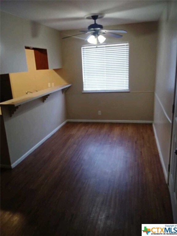 1120 N King St unit 201, Seguin, TX 78155 - photo 3