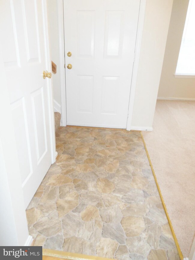 6763 Armadillo Ct, Waldorf, MD 20603 - photo 3