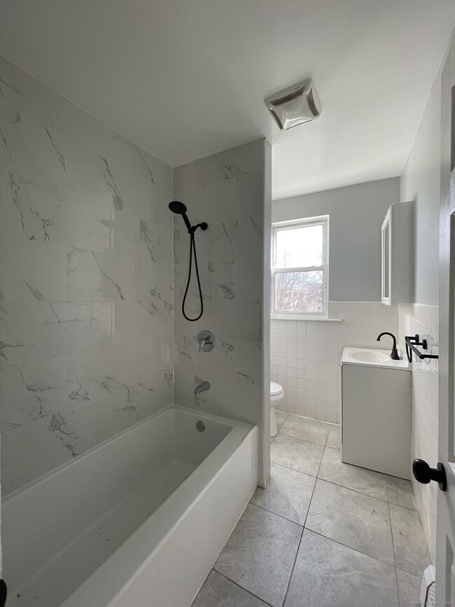 100 Putnam St, Bridgeport, CT 06608 - photo 6