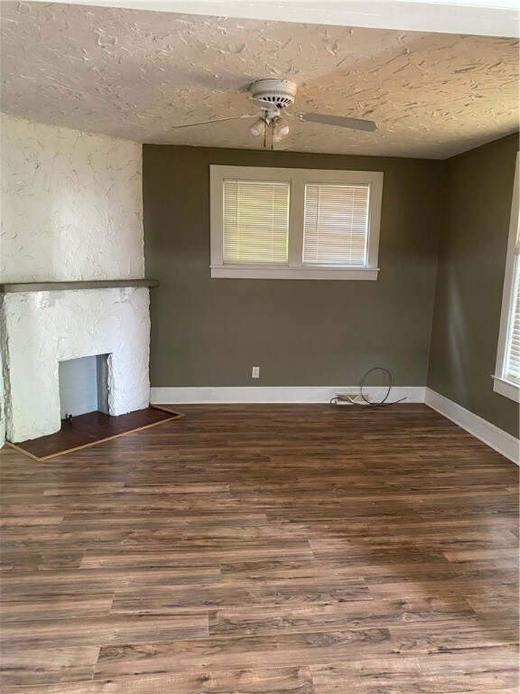 Another view of the living room, showing the posit