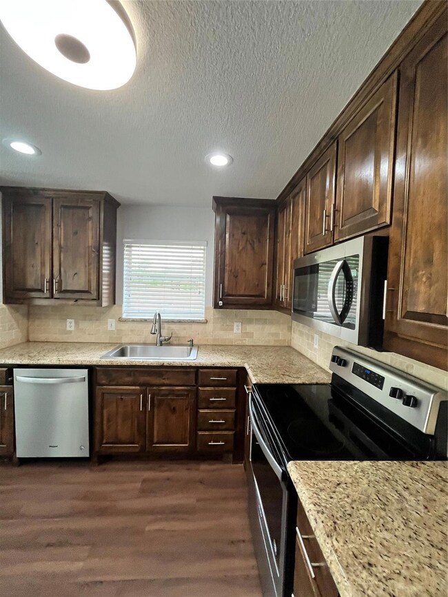 2202 Quail Ridge Dr, Weatherford, TX 76087 - photo 4