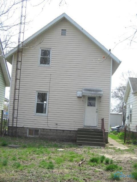 1646 Shady Dr, Toledo, OH 43612 - photo 2