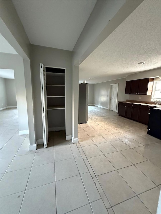 1417 Dolphin Dr, Lakeland, FL 33801 - photo 3