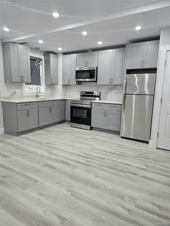 59-34 Flushing Ave unit 2, Flushing, NY 11378 - photo 3