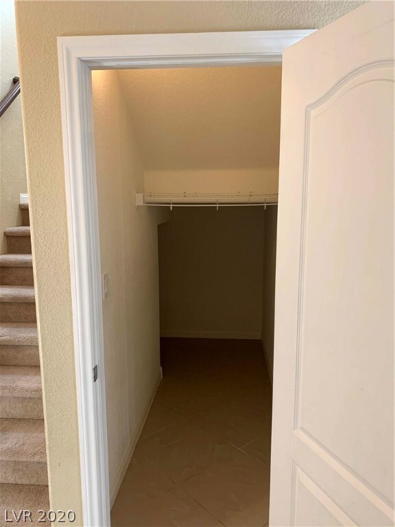 7253 Caballo Range Ave, Las Vegas, NV 89179 - photo 5