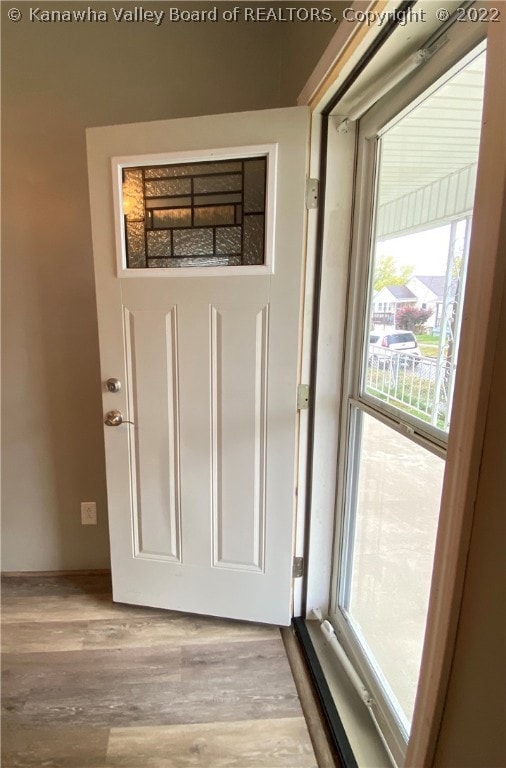 152 4th St, Dunbar, WV 25064 - photo 2