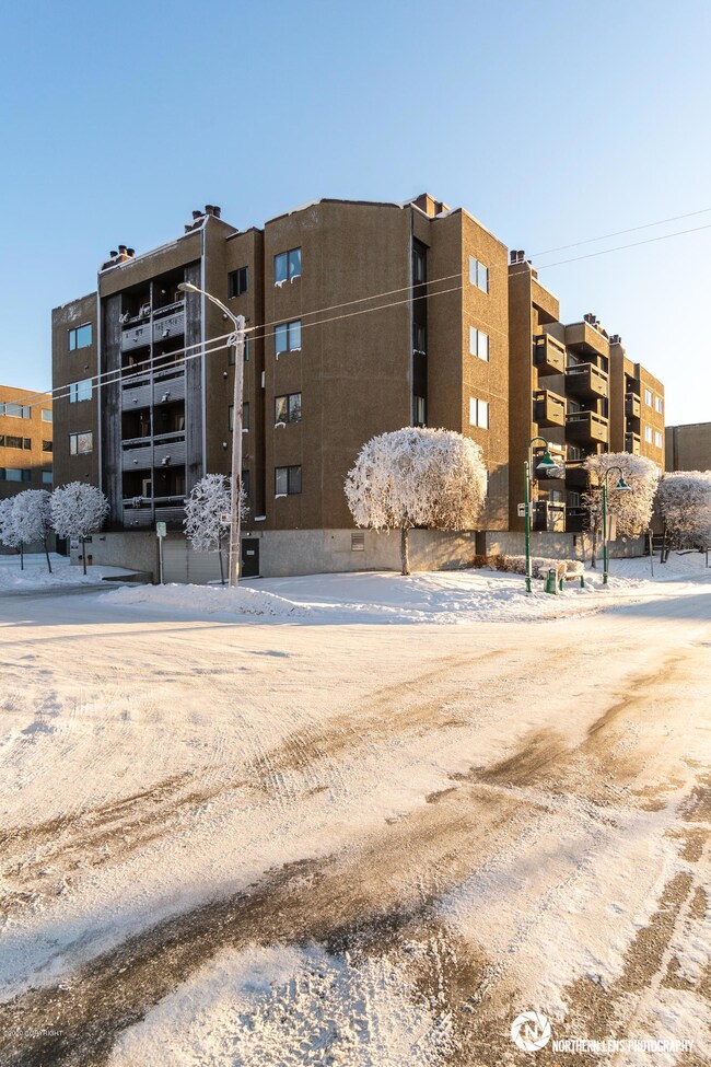 2_Exterior