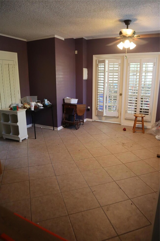 1201 Cliffwood Rd, Euless, TX 76040 - photo 6