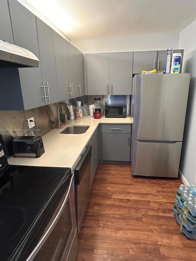 121 Golden Condos unit 604, Hallandale Beach, FL 33009 - photo 4