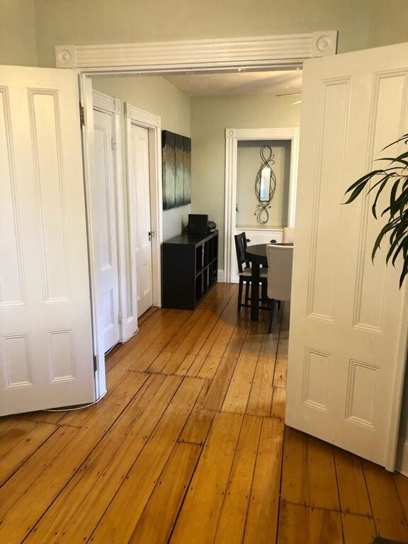 7 Marion St unit 1, Roslindale, MA 02131 - photo 5