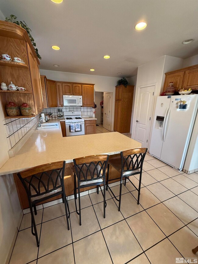 3246 Paiute St, Winnemucca, NV 89445 - photo 6