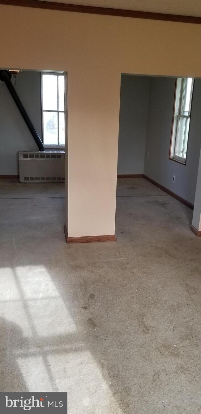 336 Hammond St, Great Cacapon, WV 25422 - photo 7