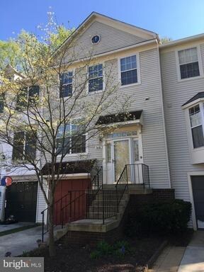 5833 Pin Oak Commons Ct unit 2, Burke, VA 22015 - photo 2