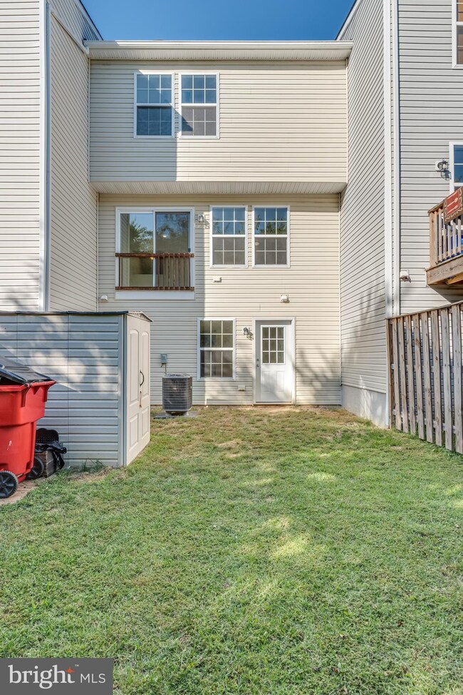 49 Private Ct, Bunker Hill, WV 25413 - photo 6