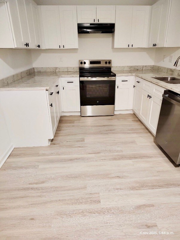 130 E Witcher Ln, Houston, TX 77076 - photo 6