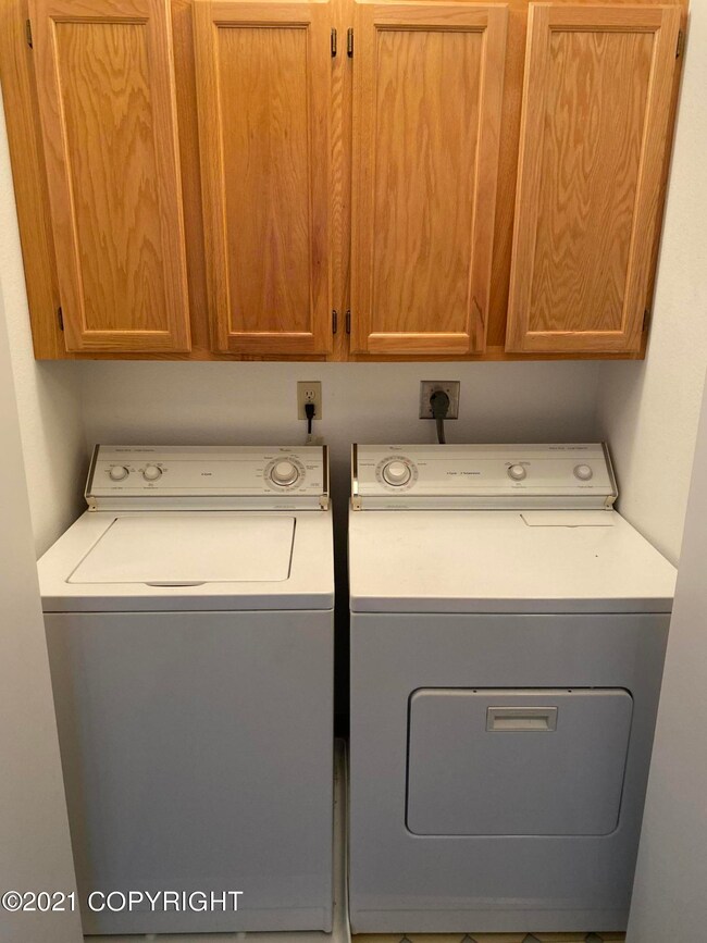 2812 Aspen Dr unit A, Anchorage, AK 99517 - photo 7