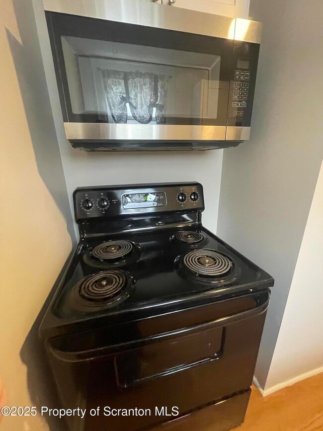 1335 Lafayette St unit 1, Scranton, PA 18504 - photo 2