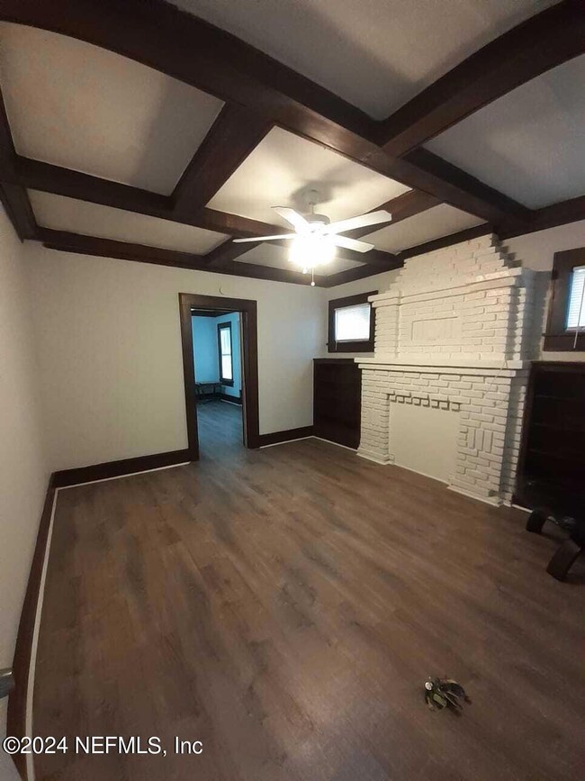 WhatsApp Image 2024-04-15 at 14.08.39 (2