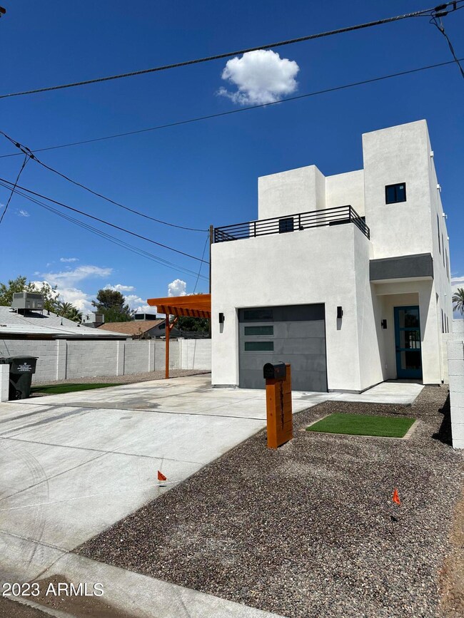 2517 N 23rd St, Phoenix, AZ 85006 - photo 2