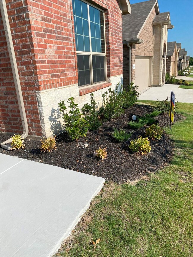 2365 Briscoe Ranch Dr, Hudson Oaks, TX 76087 - photo 2